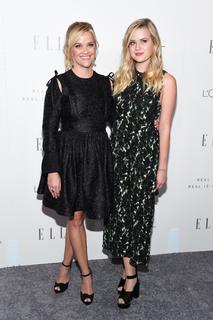 Ava Phillippe feet photo 4