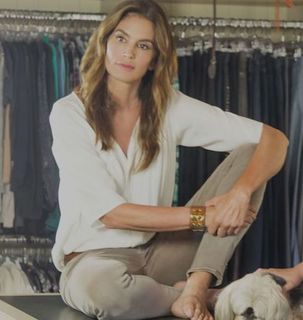 Cindy Crawford feet photo thumbnail