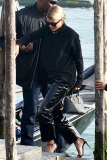 Sofia Richie feet photo thumbnail