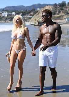 Courtney Stodden feet photo thumbnail