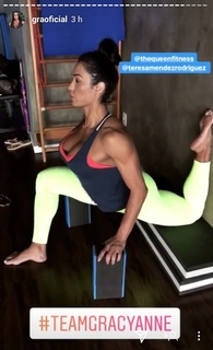 Gracyanne Barbosa feet photo thumbnail