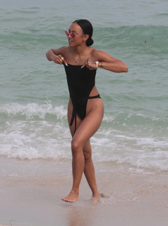Karrueche Tran feet photo thumbnail