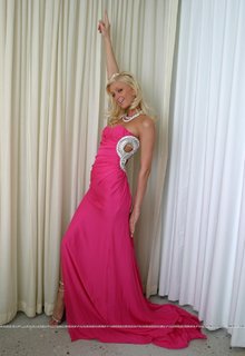 Paris Hilton feet photo thumbnail