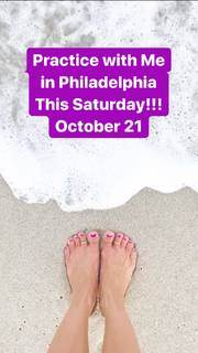 Kino MacGregor feet photo thumbnail