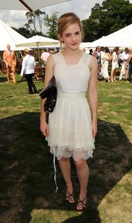 Emma Watson feet photo thumbnail