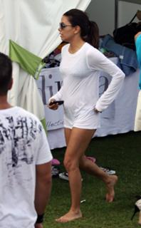 Eva Longoria feet photo thumbnail