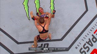 Paige VanZant feet photo thumbnail