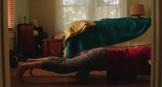 Cobie Smulders feet photo thumbnail
