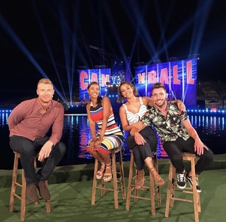 Maya Jama feet photo thumbnail