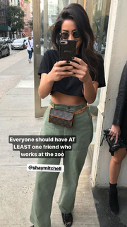 Shay Mitchell feet photo thumbnail