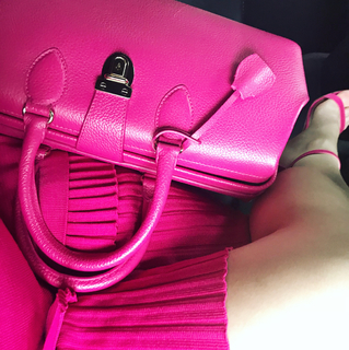 Lady Gaga feet photo thumbnail