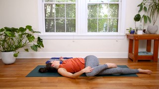 Adriene Mishler feet photo thumbnail