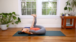 Adriene Mishler feet photo thumbnail
