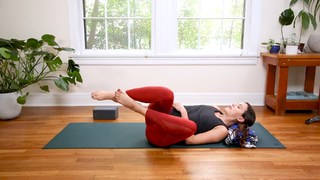 Adriene Mishler feet photo thumbnail