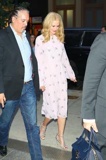 Nicole Kidman feet photo thumbnail