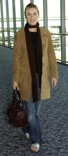 Kate Winslet feet photo thumbnail