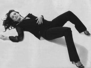 Kristin Davis feet photo thumbnail