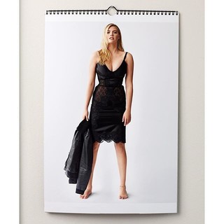 Kate Upton feet photo thumbnail