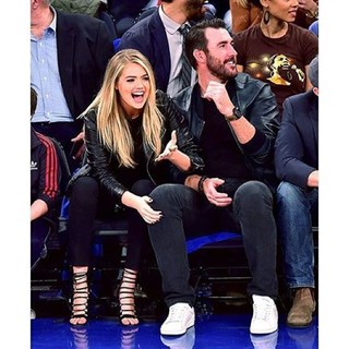 Kate Upton feet photo thumbnail