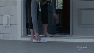 Elisabeth Röhm feet photo thumbnail