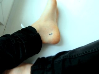 Marissa Paternoster feet photo 3