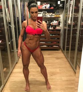 Gracyanne Barbosa feet photo thumbnail