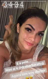 Kelly Key feet photo thumbnail