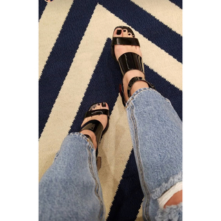 Chantel Jeffries feet photo thumbnail