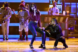 Camila Cabello feet photo thumbnail