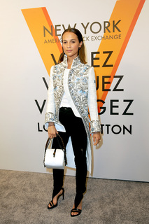 Alicia Vikander feet photo thumbnail