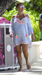 Coleen Rooney feet photo thumbnail