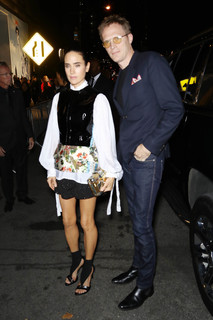 Jennifer Connelly feet photo thumbnail