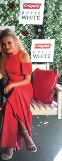 Kelsea Ballerini feet photo thumbnail