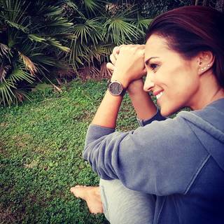 Paula Echevarría feet photo thumbnail