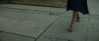 Aubrey Plaza feet photo thumbnail
