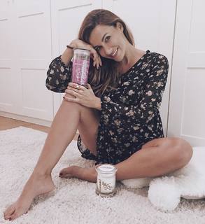 Melita Toniolo feet photo thumbnail