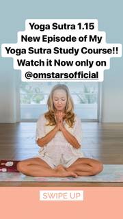 Kino MacGregor feet photo thumbnail