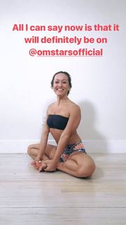 Kino MacGregor feet photo thumbnail