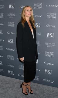 Gwyneth Paltrow feet photo thumbnail