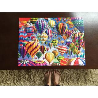Rachel Brosnahan feet photo thumbnail