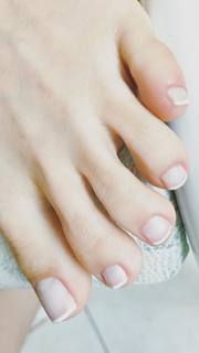 Alaine Crissiê feet photo thumbnail