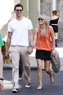 Ali Larter feet photo thumbnail