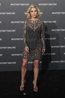 Elsa Pataky feet photo thumbnail