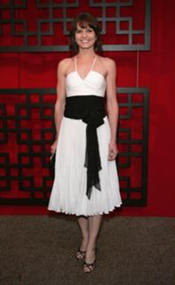 Jennifer Morrison feet photo thumbnail