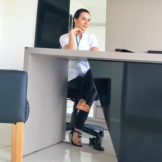 Alaine Crissiê feet photo thumbnail