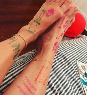 Giovanna Antonelli feet photo thumbnail