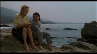 Uma Thurman feet photo thumbnail