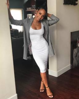 Christina Milian feet photo thumbnail