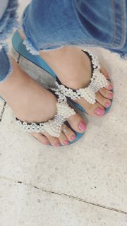 Alaine Crissiê feet photo thumbnail