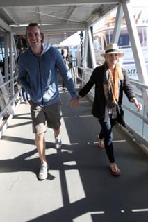 Kristen Bell feet photo thumbnail